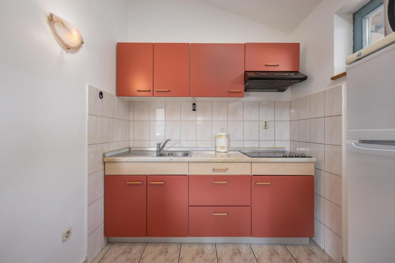 Apartment Doris Супетарська Драґа Екстер'єр фото