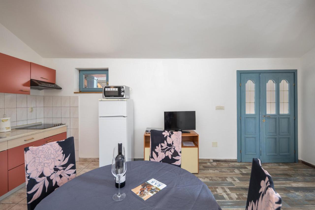 Apartment Doris Супетарська Драґа Екстер'єр фото