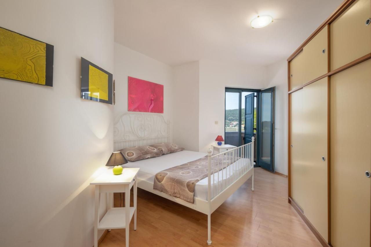 Apartment Doris Супетарська Драґа Екстер'єр фото